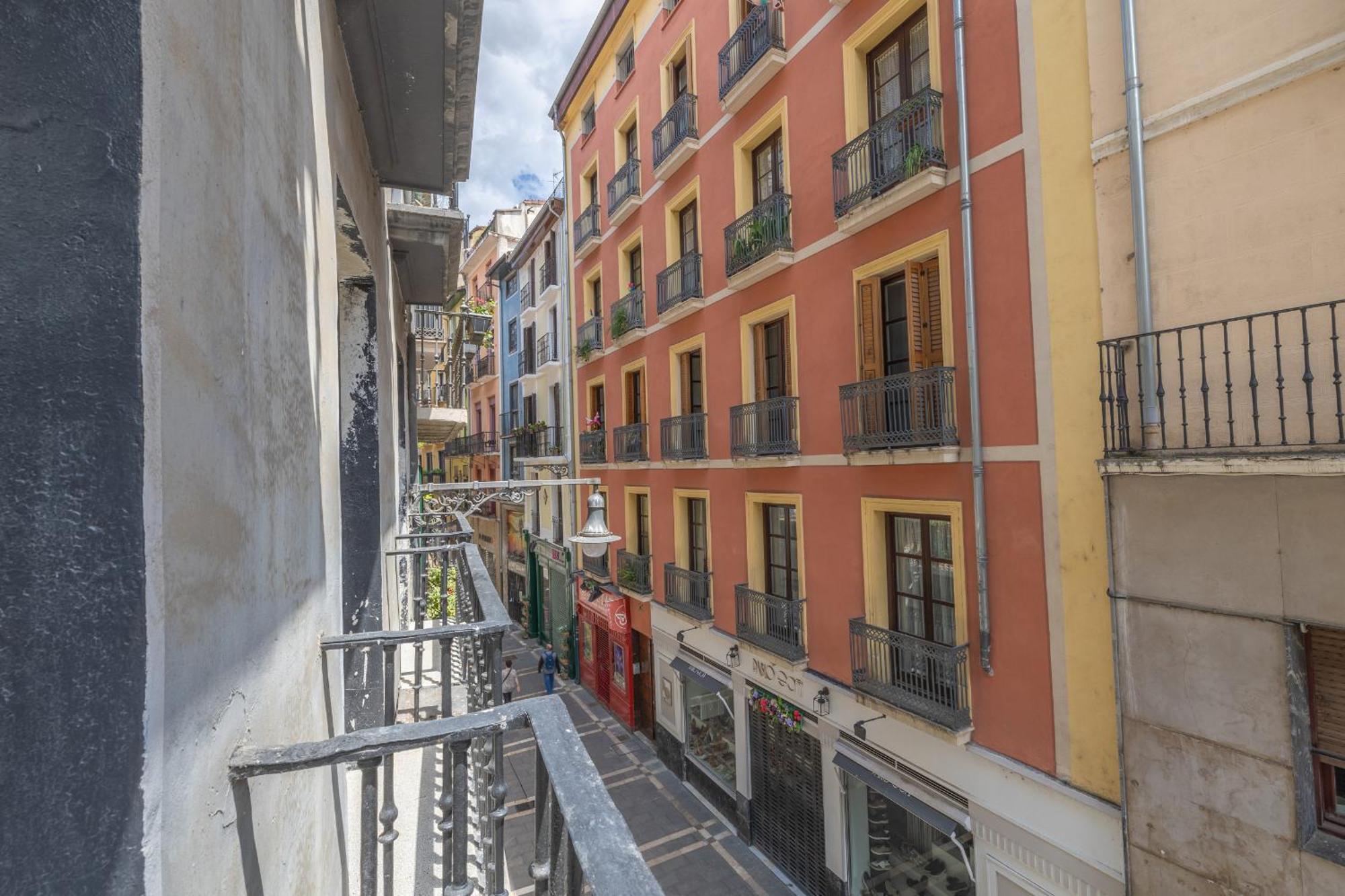 Tuapartamento Centro Pamplona - Zapateria 30 Ngoại thất bức ảnh